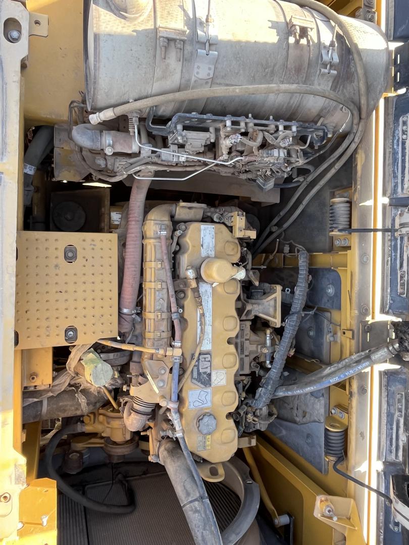 ./imagenes/INVOICE/2019/17981/EXCAVADORA 336E PARA REFACCIONES (23).JPG